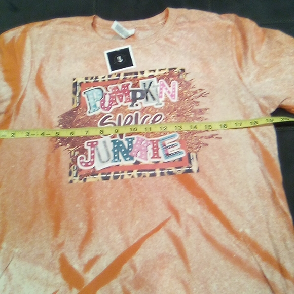 Pumpkin Spice Lovers Tee NWT - Picture 6 of 9